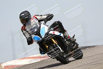 media/May-26-2025-Lets Ride (Mon) [[3bf1de1d65]]/C Group/1140am (Grapevine)/